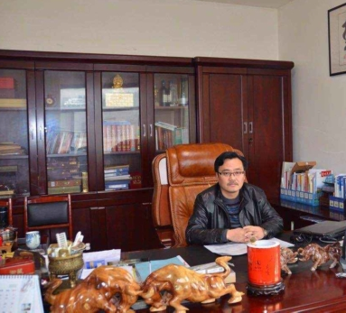 混凝土、倪文勇