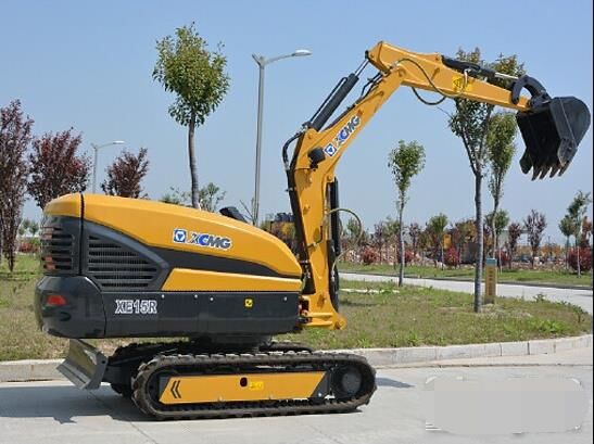 小天鵝”挖掘機(jī) 小天鵝”挖掘機(jī)