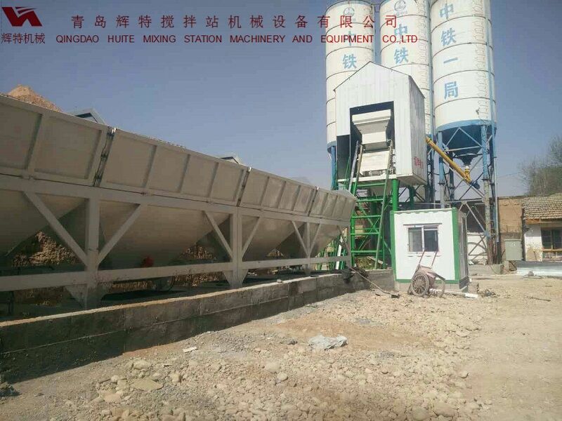 輝特?cái)嚢枵?0站采用計(jì)算機(jī)加儀表的控制系統(tǒng)，計(jì)算速度快