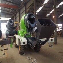 攪拌車價(jià)格 自上料攪拌車廠家 混凝土攪拌車多少有幾方的