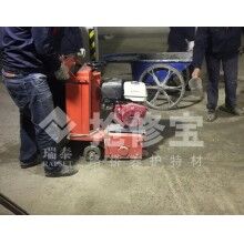 地下停車場(chǎng)地坪基層處理什么快速材料好？