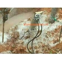 礦山設備劈裂機好不好用