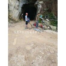 礦山開(kāi)石頭液壓劈裂機(jī)廠家