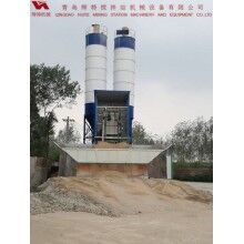 輝特混凝土攪拌站HZS50攪拌性能強(qiáng)，攪拌均勻、迅速，生產(chǎn)效率高