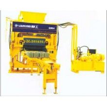 混凝土砌塊全自動生產(chǎn)線主機(jī)