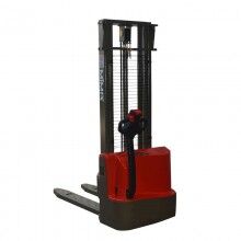 史上性價(jià)比最高的全電動堆高車